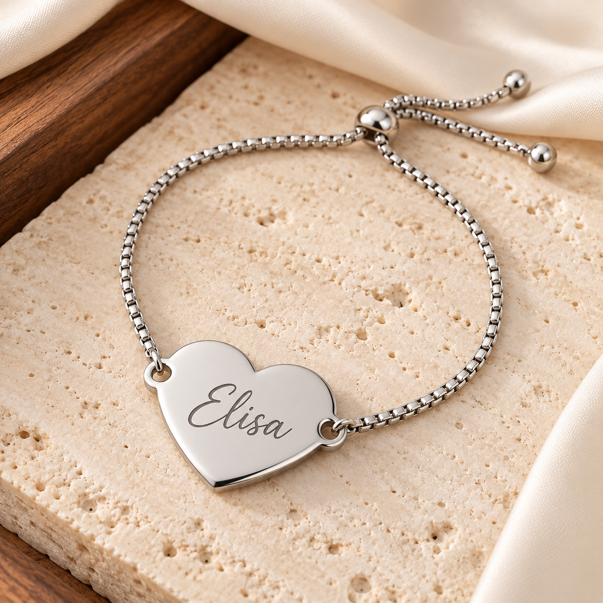 Centered Heart Bracelet